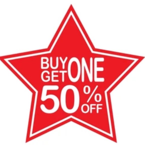 Accessories - Red Star Sale Sign